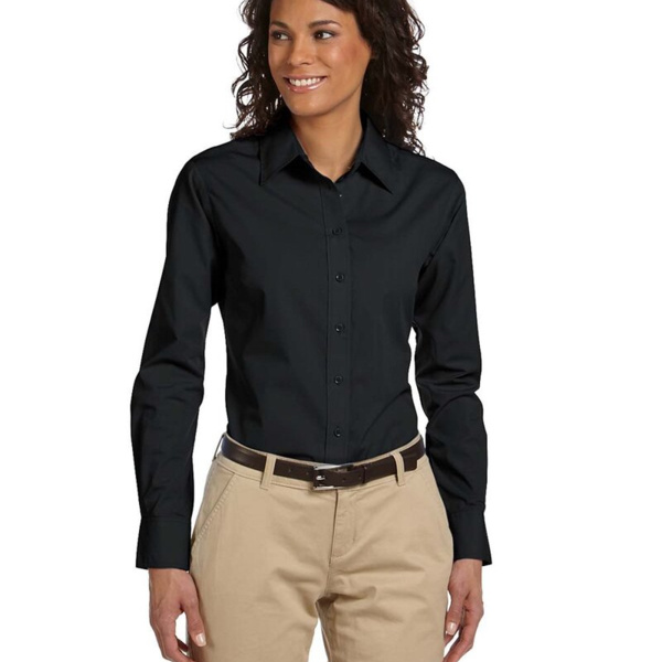 Women's Essential Poplin Thumbnail